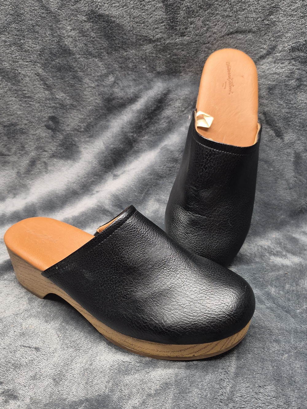 Universal Thread Size 10 Clogs Magnolia Black Shoes Slip On Heel Wedge Target